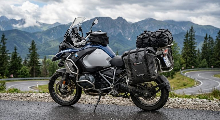 Jak dobrać sakwy motocyklowe do stylu jazdy i typu motocykla