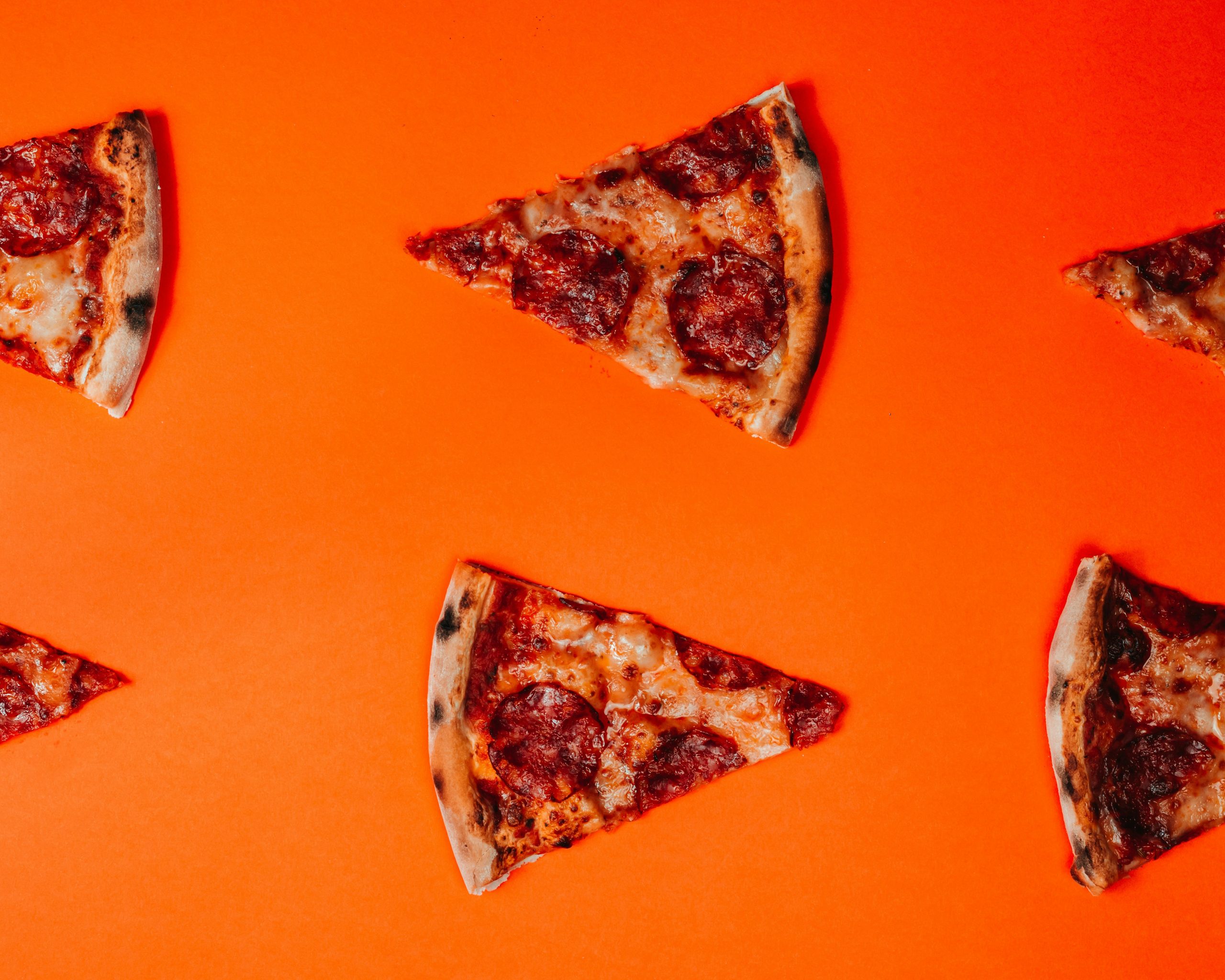 Pizzeria w Ełku – jak rozpoznać miejsce, w którym pizza naprawdę smakuje?
